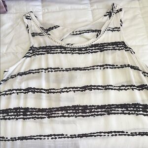NWT Santiki Ruby  Relaxed Sleeveless Tank Top black, and‎ white striped M